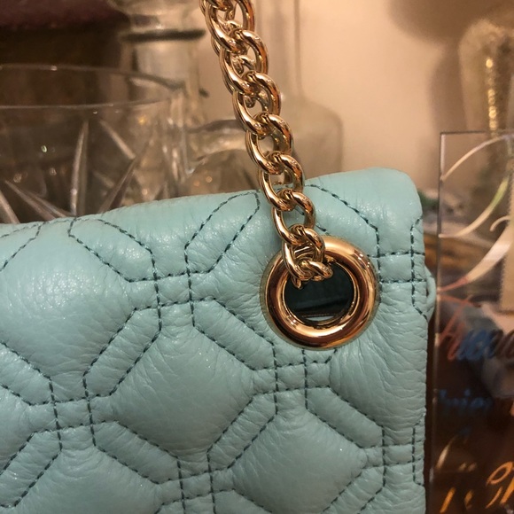 Kate Spade Shoulder Bag Quilted with Chain Shoulder Strap & Envelope Style. - Picture 10 of 13